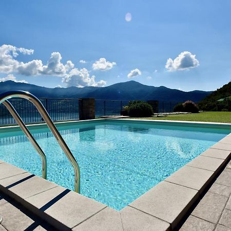 Italian Vacation Homes - La Petite Maison Du Lac Tavernola Bergamasca Eksteriør billede