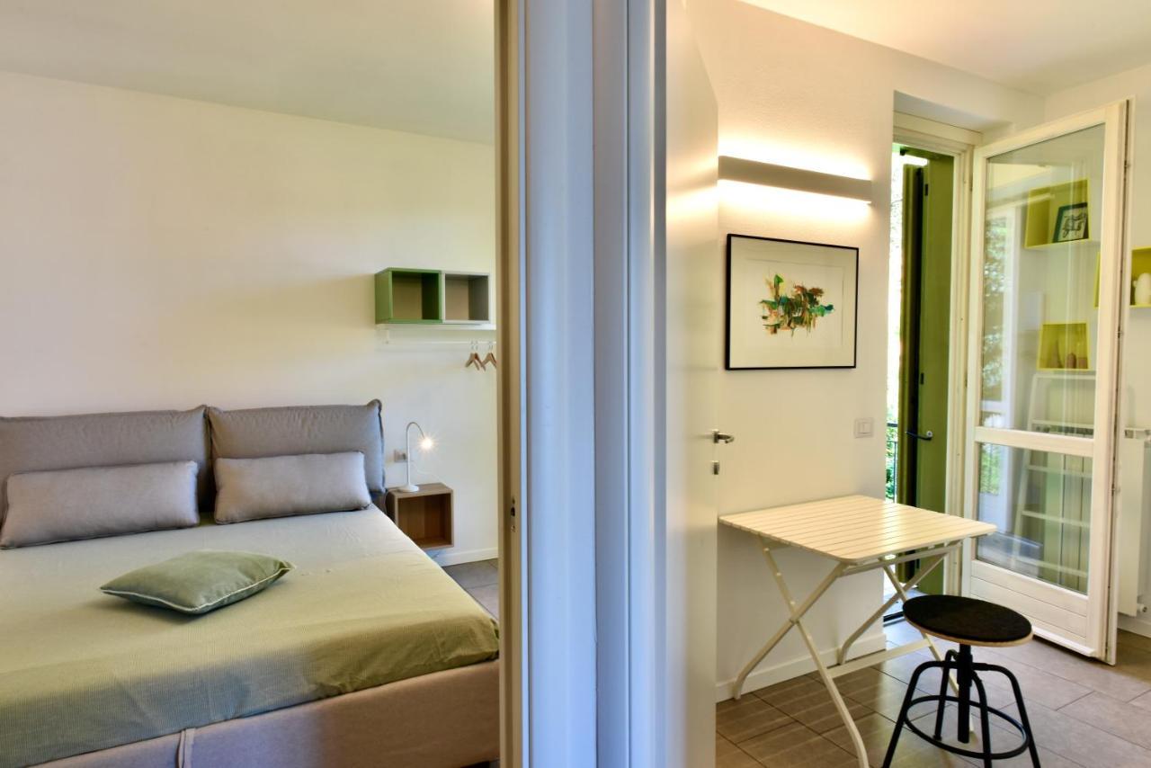 Italian Vacation Homes - La Petite Maison Du Lac Tavernola Bergamasca Eksteriør billede